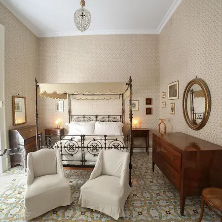 Conservatorio 16 - Bellini Room Napels Buitenkant foto